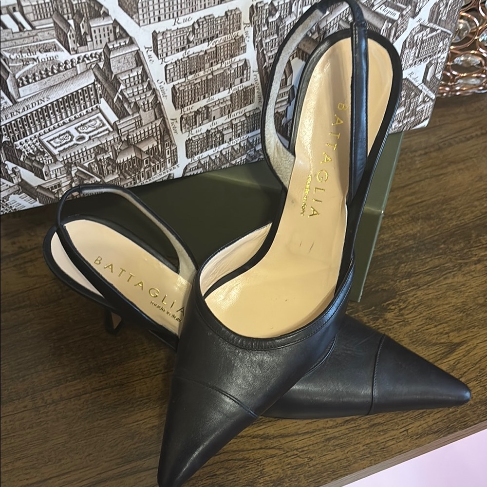 LOWSTART today only!Sarah BATTAGLIA kitten slingbacks